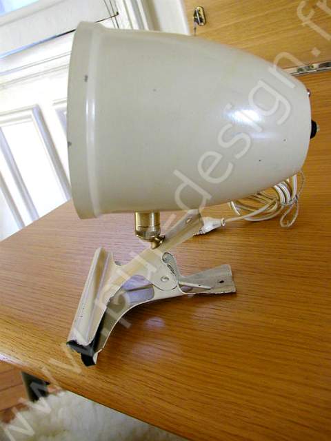 Spot ancien de style Guariche, circa 1950. Loft. Pur Design.