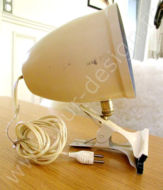 Spot ancien de style Guariche, circa 1950. Loft.