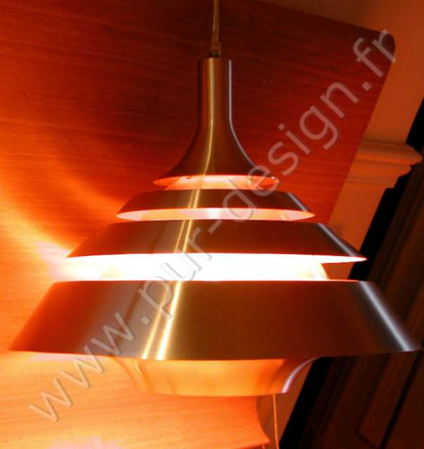 Superbe suspension de type Poulsen / Henningsen 1960. Pur Design.