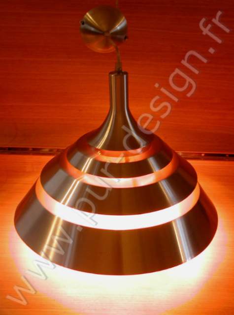 Superbe suspension de type Poulsen / Henningsen 1960. Pur Design.